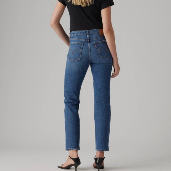 Levi's Wedgie Straight Jeans - Picture 8 of 15